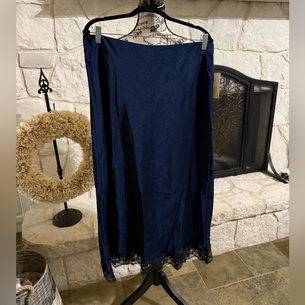 New A New Day Navy Satin Skirt with Black Lace Accent